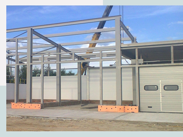 Строительство автосервисов от СтальСтрой по цене 618 руб.
